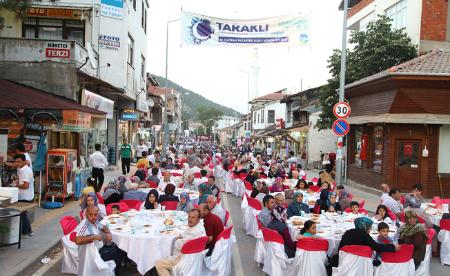 İftar programlarında sıra Taraklı’da — haber görseli