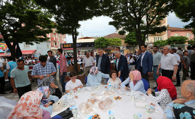 Gönül sofraları Pamukova’da kuruldu — haber görseli