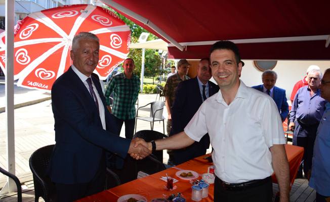 Karasu’da Protokol Bayramlaştı — haber görseli
