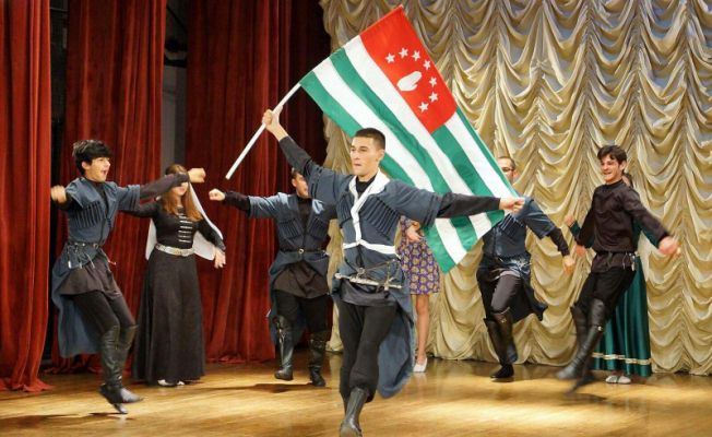 Apsınra Dans Grubu Abhazya Turnesi’nde — haber görseli