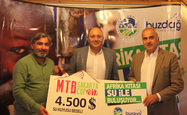 Afrika Kıtası su ile buluşuyor — haber görseli