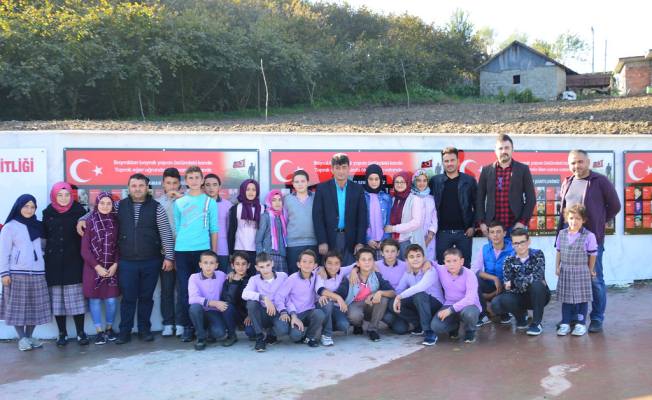 Sakaryalı Şehit Babasından Anlamlı Resimli Anıt — haber görseli