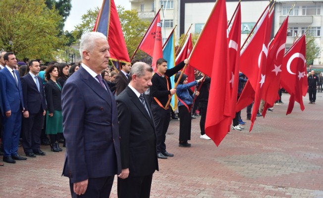 Karasu’da 10 Kasım Atatürk'ü Anma Töreni Gerçekleştirildi — haber görseli