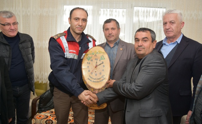 İspiroğlu’ndan, Afrin’de Görevli Askerin Evine Ziyaret — haber görseli
