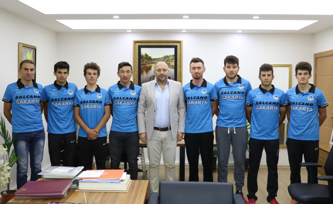 Büyükşehir Bisiklet Takımı yine kürsüde — haber görseli