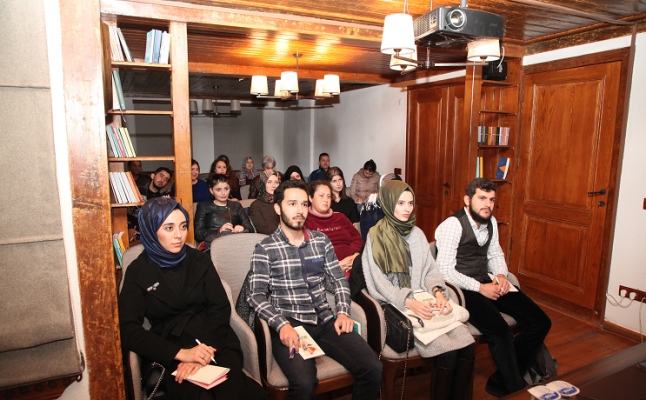Gazetecilik internetle hızla değişti ve dönüştü — haber görseli