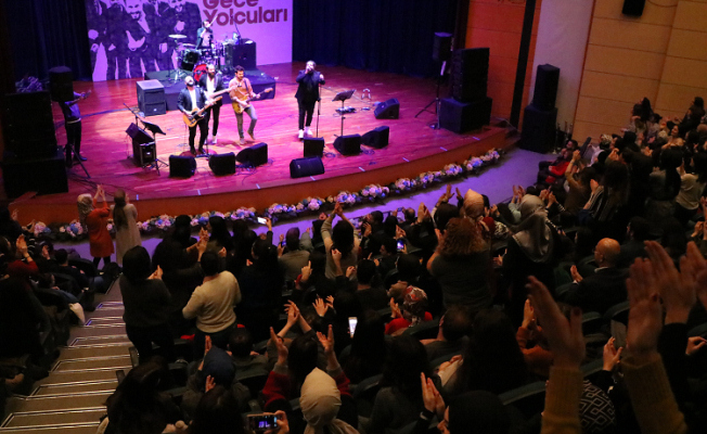 Gece Yolcuları’ndan muhteşem konser — haber görseli