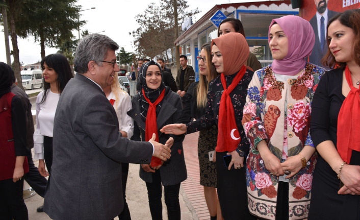 Erkekleri saldırgan yetiştiriyoruz — haber görseli