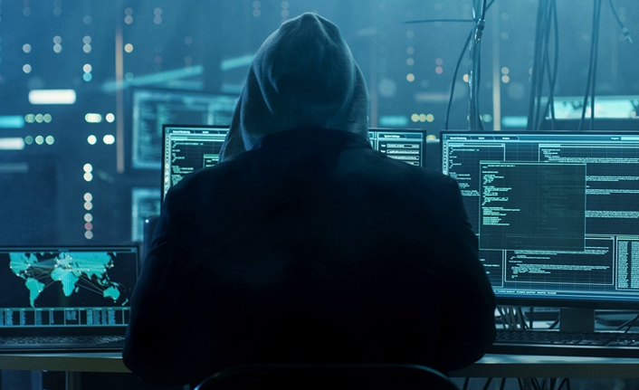 Hackerler 19 yıl boyunca bilgi çalmış — haber görseli