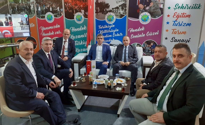 Binlerce kişi fuara akın etti  — haber görseli