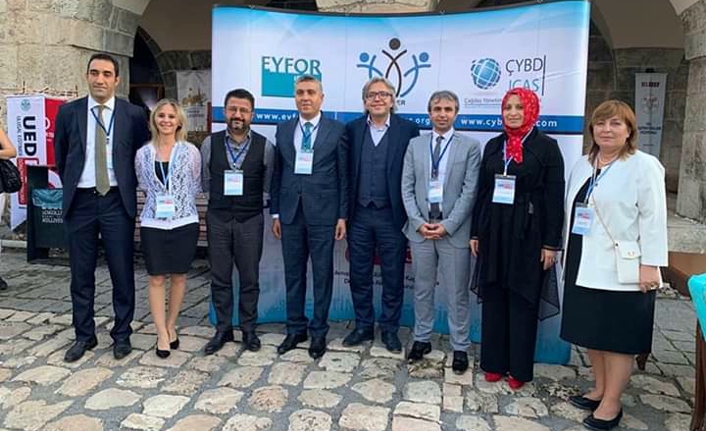 Durmuş, Hatay’da Tasarım Beceri Atölyelerini Anlattı — haber görseli