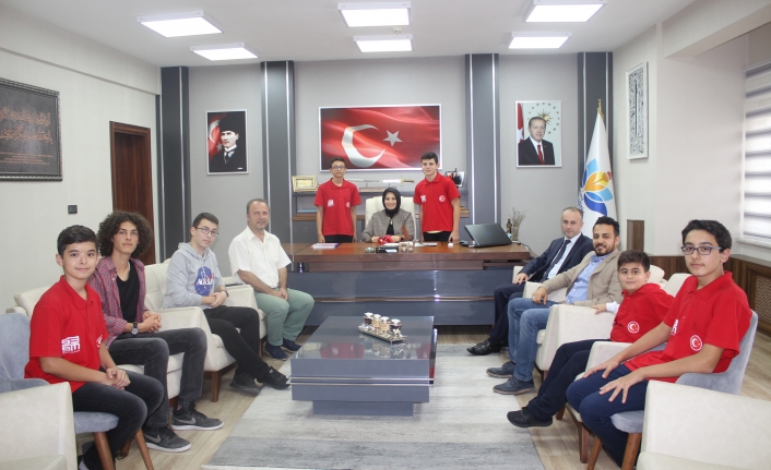 Geleceğin Bilim İnsanlarına Durmuş’tan Başarı Belgesi — haber görseli