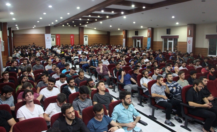 (İYC) Öğrencilerinden Tanışma toplantısı — haber görseli