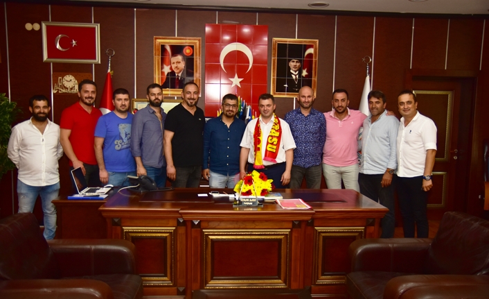 Karasuspor’dan Başkan Sarı’ya Ziyaret — haber görseli