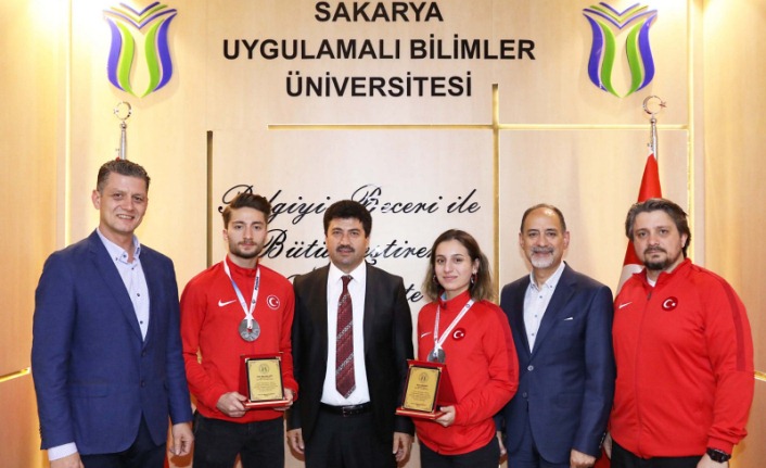 Dünya İkincilerine Teşekkür  — haber görseli