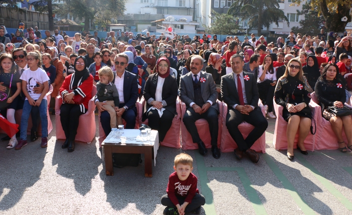 İşitme Engelli Çocuklarımızı Unutmadı — haber görseli
