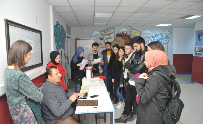 Kampüste görme engellilere farkındalık — haber görseli