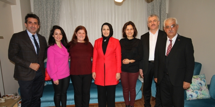Öğretmenler bizim kıymetlimizdir — haber görseli
