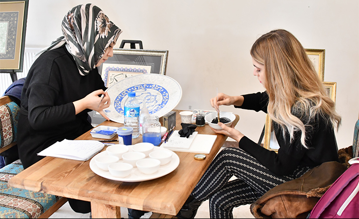 Osmanlı’nın Kültürü Sanatı ve Sokaktaki Yaşamı Anlatıldı — haber görseli