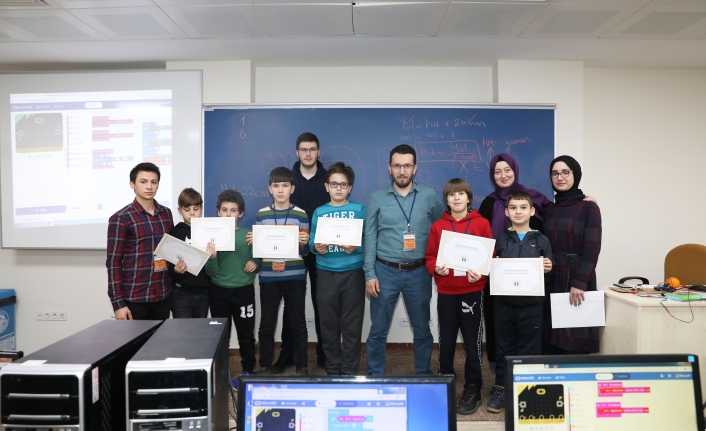 Robotik kodlamayı öğrendiler  — haber görseli