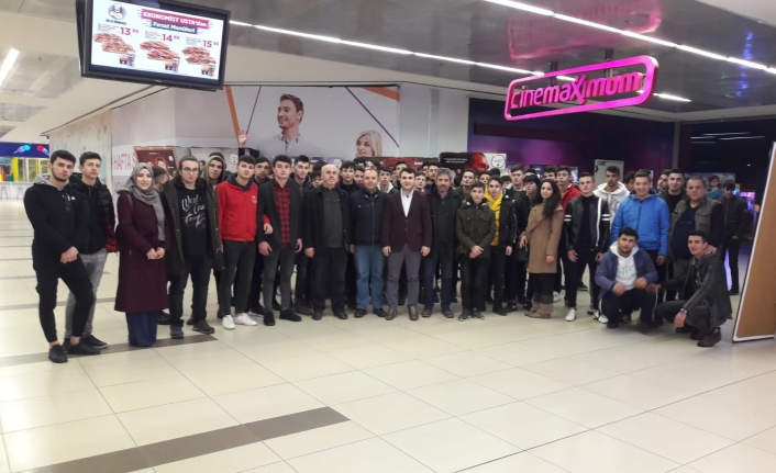 Şenpiliç Öğrencilerine Sinema Etkinliği — haber görseli