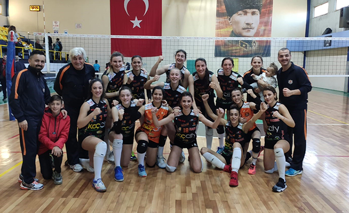 Sultanlar Bildiğiniz gibi 3-0 — haber görseli