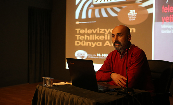 ‘Televizyonun Tehlikeli Dünya Algısı’ OSM’de konuşuldu — haber görseli