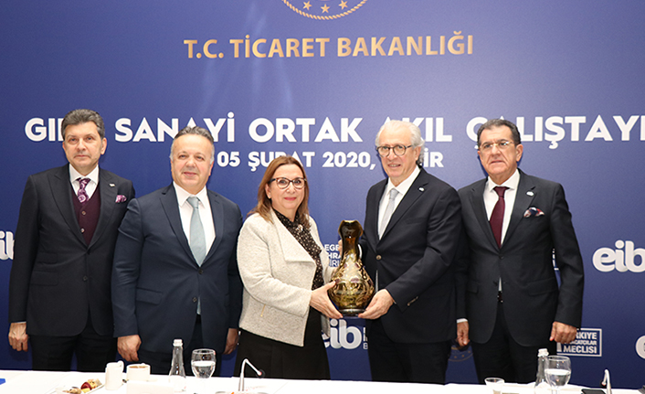 Ticaret Bakanı Ruhsar Pekcan’dan Gıda ihracatçılarına ​açık çek — haber görseli