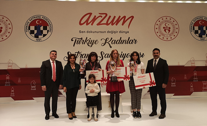 Arzum’dan Satranç Ustası Kadınlara Anlamlı Destek — haber görseli