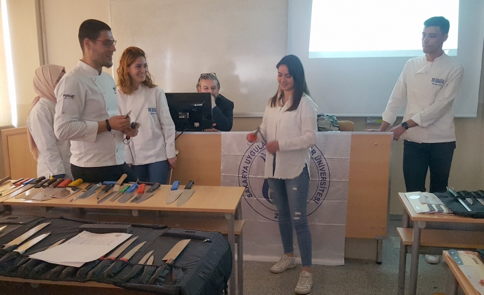 Bıçağa dair her şeyi öğrendiler — haber görseli