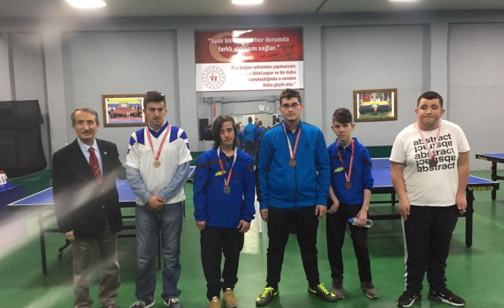 Masa Tenisinde Özel Sporcular Ödüllerinde Kavuştu — haber görseli