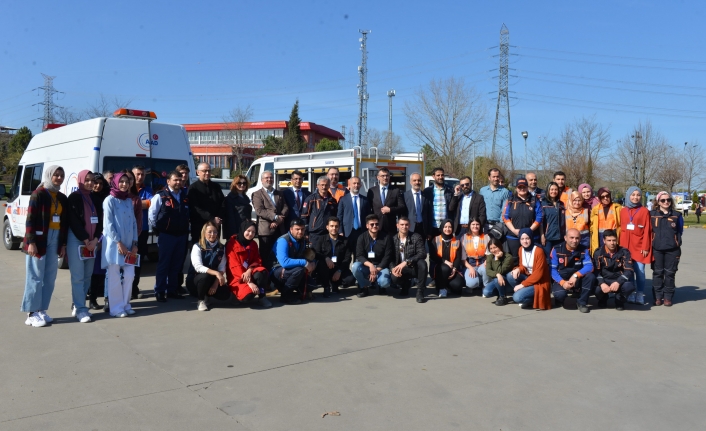 Öğrenciler Deprem Tatbikatını İlgiyle İzledi — haber görseli