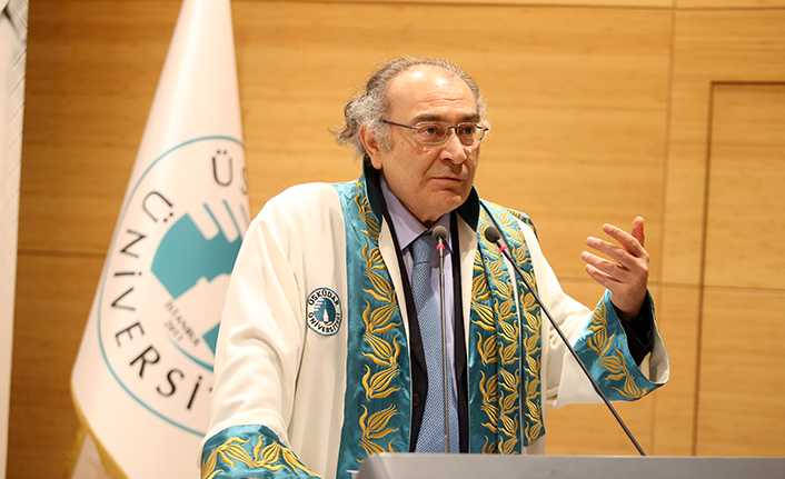 Tıp Fakültesinin ilk öğrencileri, beyaz önlüklerini giydi — haber görseli