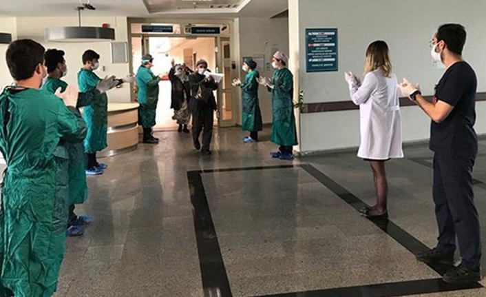 Alkışlar tedavi olan hastalar için — haber görseli