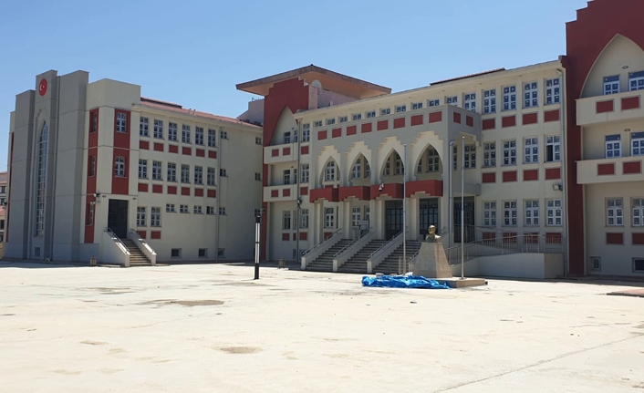 SUBÜ yeni açılan bölümlere akademisyen alacak — haber görseli