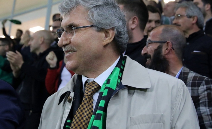Başkan Ekrem Yüce’den Sakaryaspor’a 100 bin TL’lik destek — haber görseli