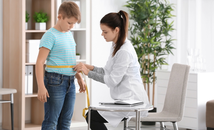 Çocuklarda doğru beslenme ve hareketli yaşam obezitenin önüne geçilebilir — haber görseli