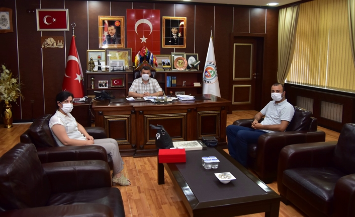 Kızılay’dan Başkan Sarı’ya Teşekkür Plaketi — haber görseli