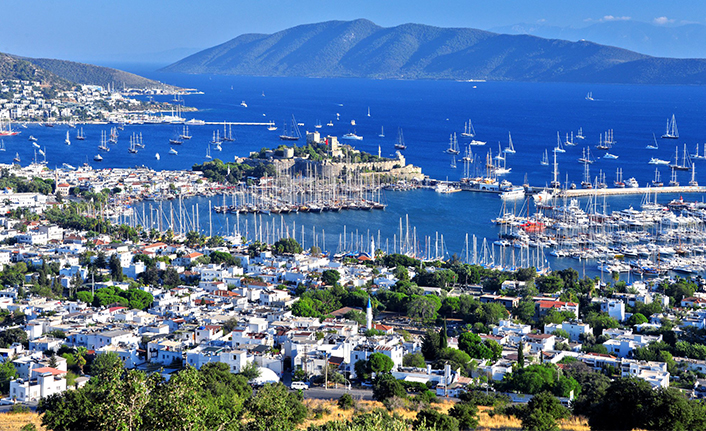 Sahte tatil siteleriyle kredi kartlarını boşaltıyorlar — haber görseli