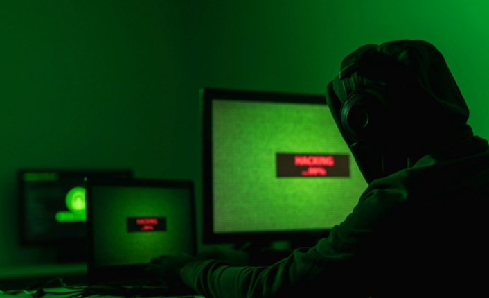 Hackerler geli̇şmi̇ş ve şi̇frelenmi̇ş tehdi̇tlerden yararlanıyor — haber görseli