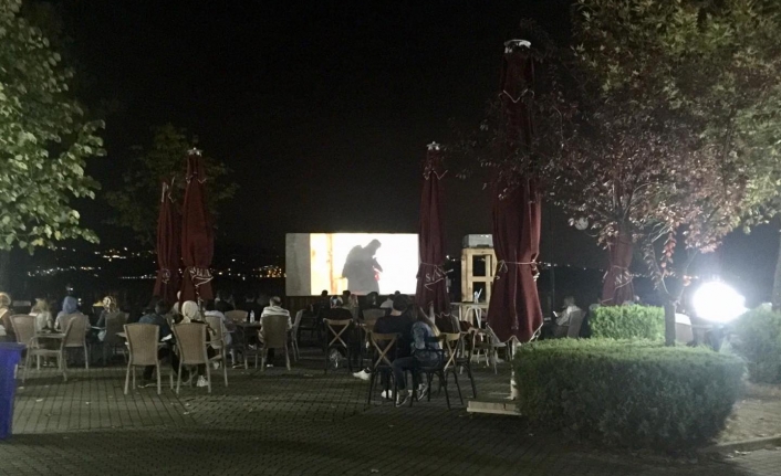 Sapanca’da Açık Hava Sinema Günlerine Büyük İlgi  — haber görseli