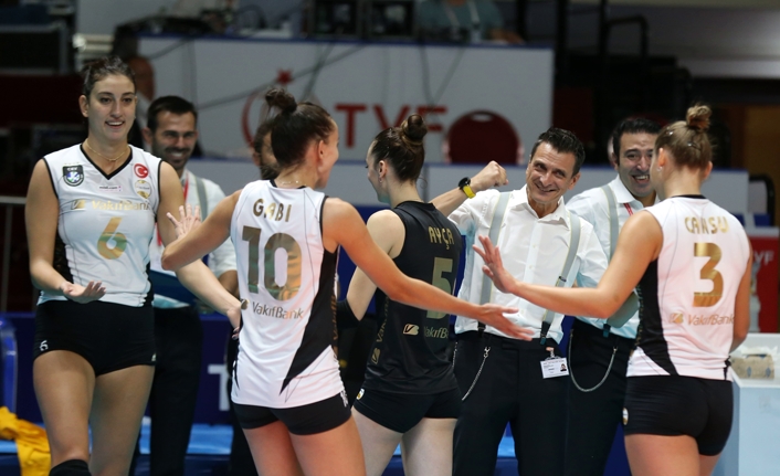 VakıfBank kupada 2'de 2 yaptı — haber görseli