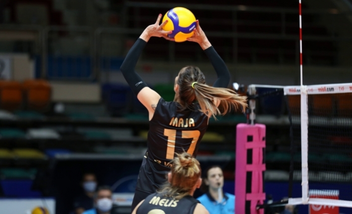 VakıfBank lige galibiyetle başladı — haber görseli