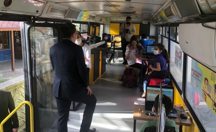 EBA Mobil Destek Araçları Öğrencilerle Buluşmaya Devam Ediyor — haber görseli