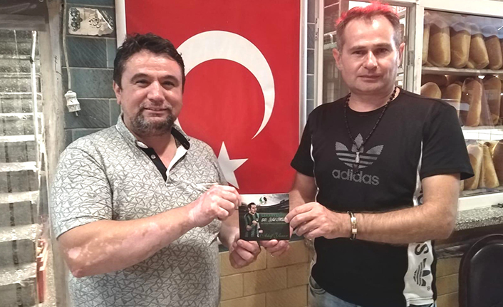 Akif Yener eskimiyen dostu Fahri Kuş'u ziyaret etti... — haber görseli