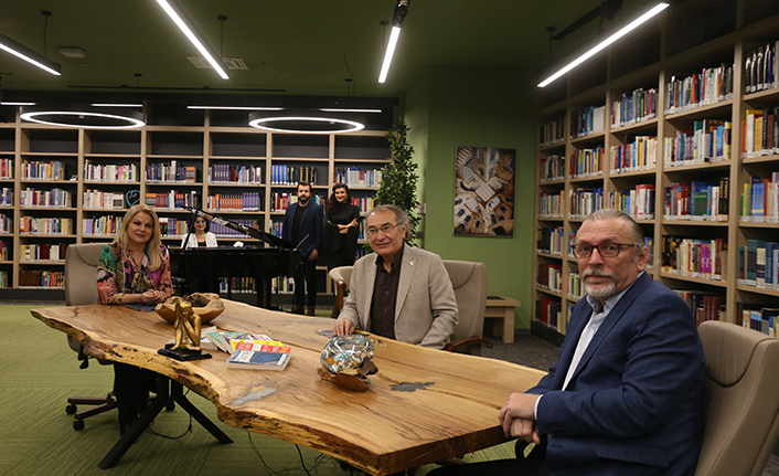 “Akıl, Beyin, Kültür”de bu hafta  bireysellik-toplumsallık konuşulacak — haber görseli