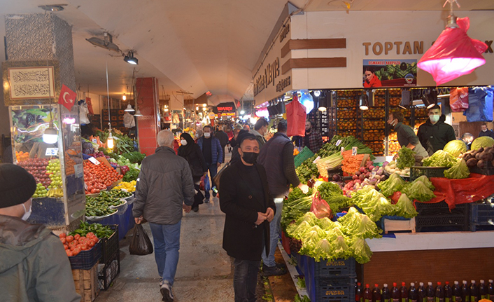Katlı Pazaryeri Alışveriş Merkezi'nde tedbirler hat safhada — haber görseli