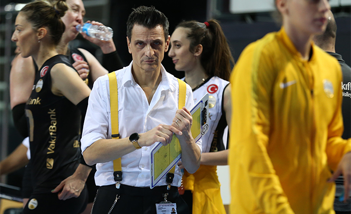 Lider VakıfBank'tan 18'inci galibiyet — haber görseli