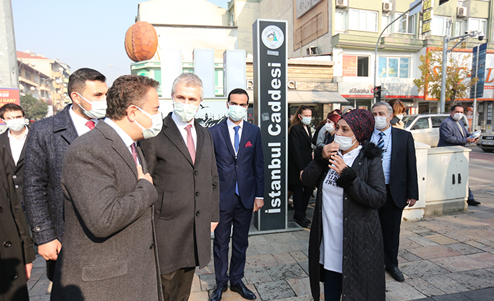 'Madem paranız var, başka ülkelere maddi yardım yapacağınıza vatandaşa açıktan para verin’ — haber görseli