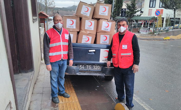 Türk Kızılay Taraklı Temsilciliği olarak ihtiyaç sahiplerine gıda yardımında bulunuyoruz. — haber görseli